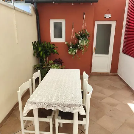 La Casetta Di Mario - A Cosy Seaside Holiday home